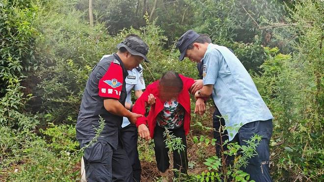 差一度影响搜寻获救地距定位点近10公里69岁老人茂县避暑走失：电话手表定位误(图3)
